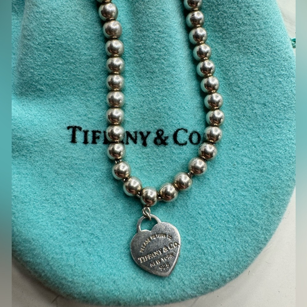 Return to Tiffany’s bead bracelet